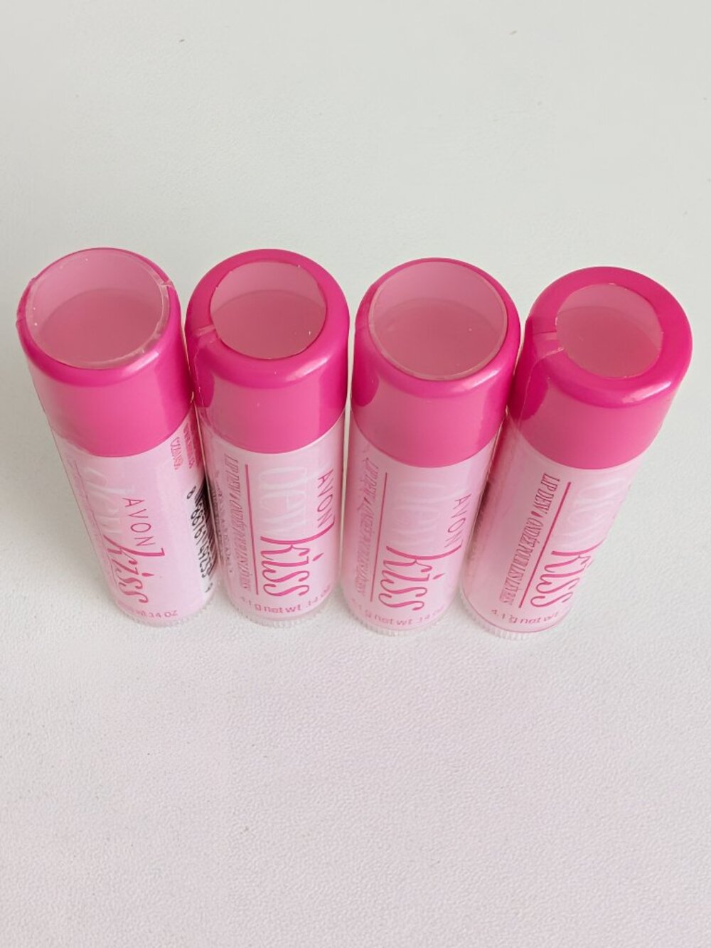 Avon DEW KISS Lip Balm Discontinued Retired Lot of 5 New & SEALED - Picture 3 of 5
